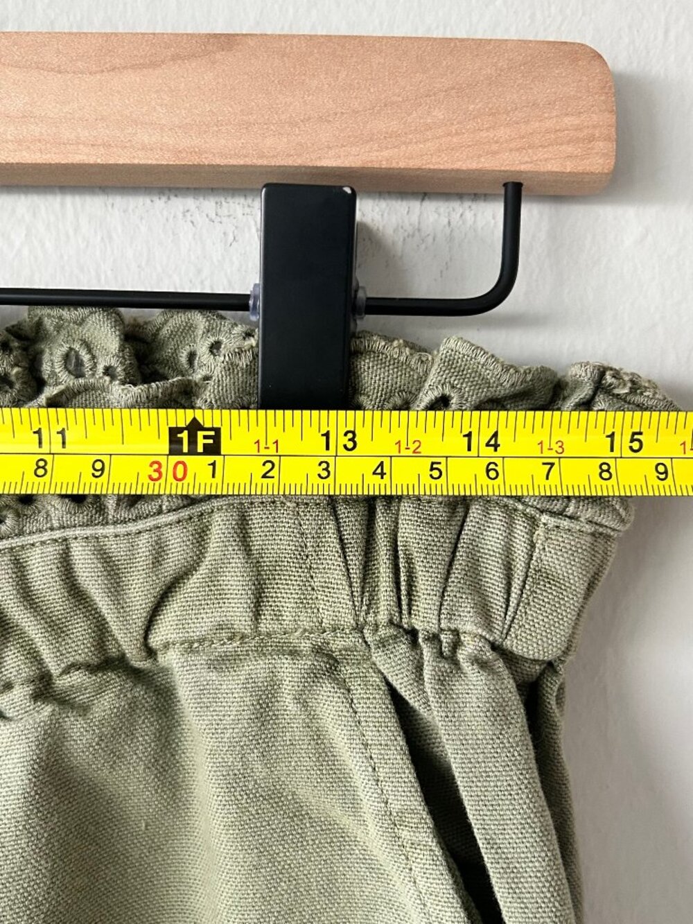 The Great Eyelet Gunny Sack Paperbag Waist Pants Sage Green Women's Size 2/Small - Picture 10 of 12